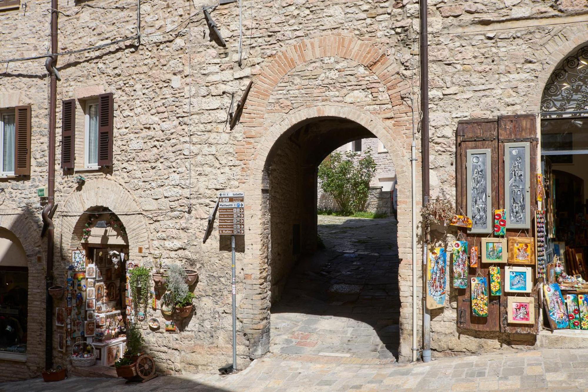 Il Cortile Di San Rufino Apartamento Assisi Exterior foto