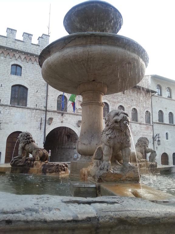 Il Cortile Di San Rufino Apartamento Assisi Quarto foto